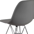Poltroncina accentata modellata grigio muschio / bianca con base cromata, 1 posto
